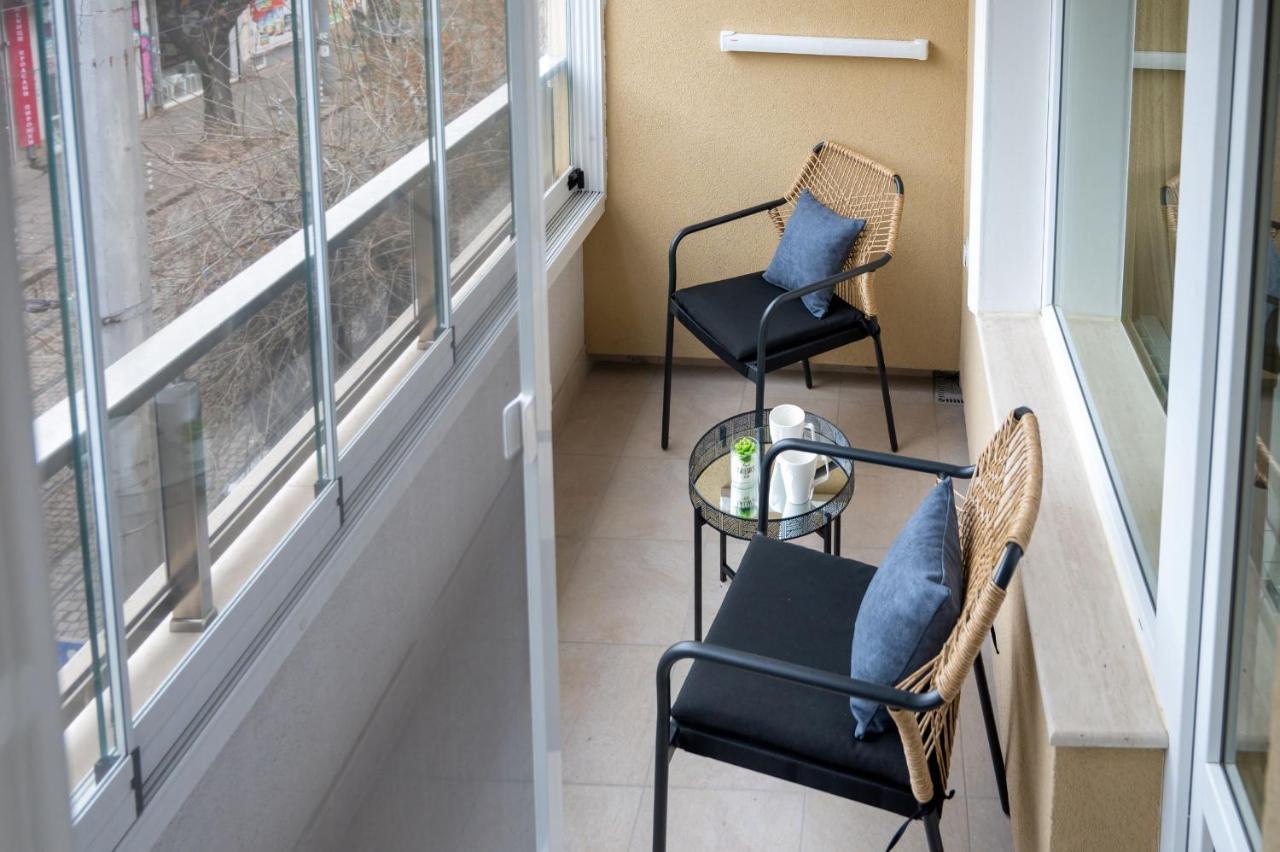 דירות סופיה Modern Central Studio מראה חיצוני תמונה