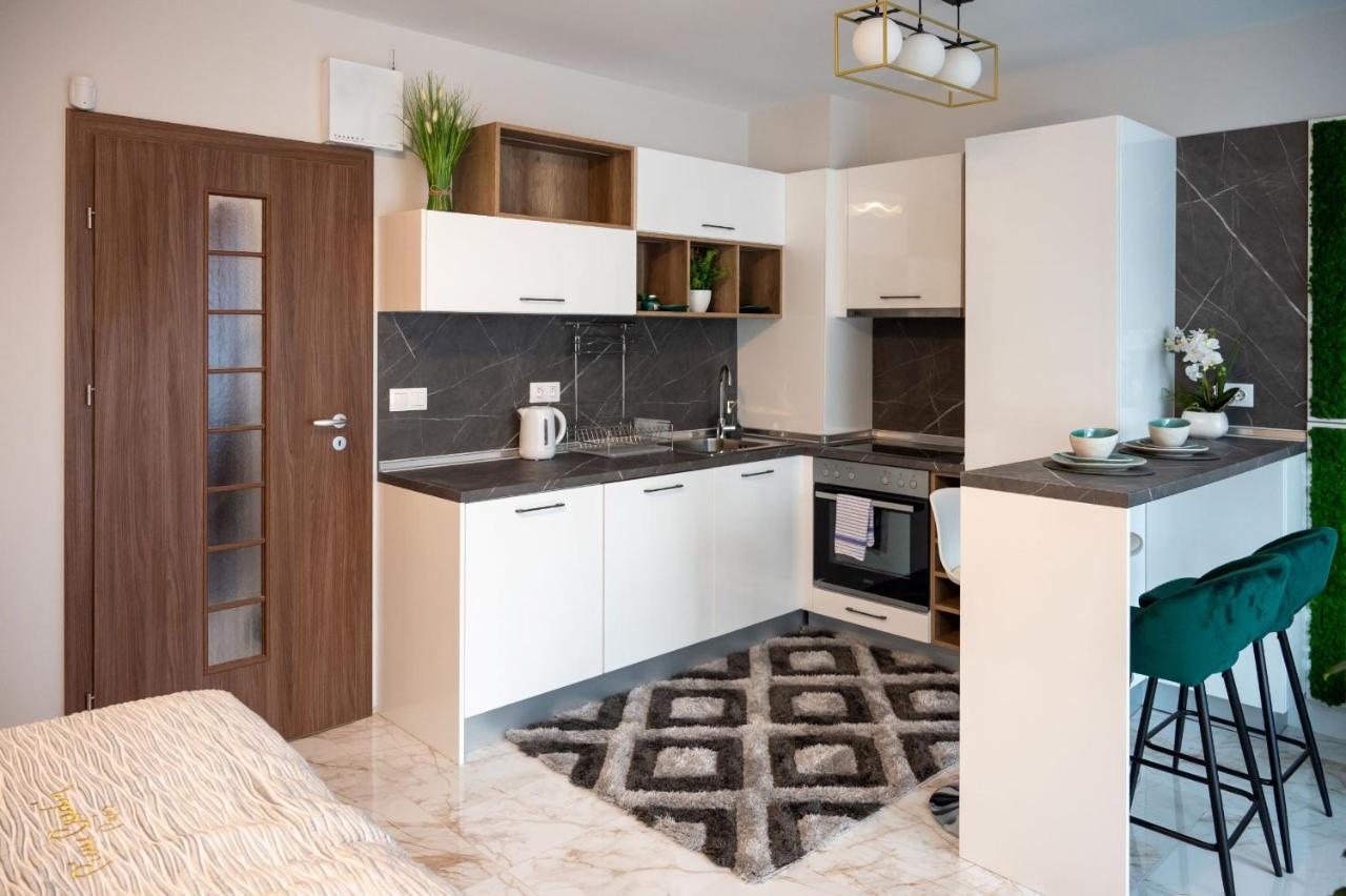 דירות סופיה Modern Central Studio מראה חיצוני תמונה