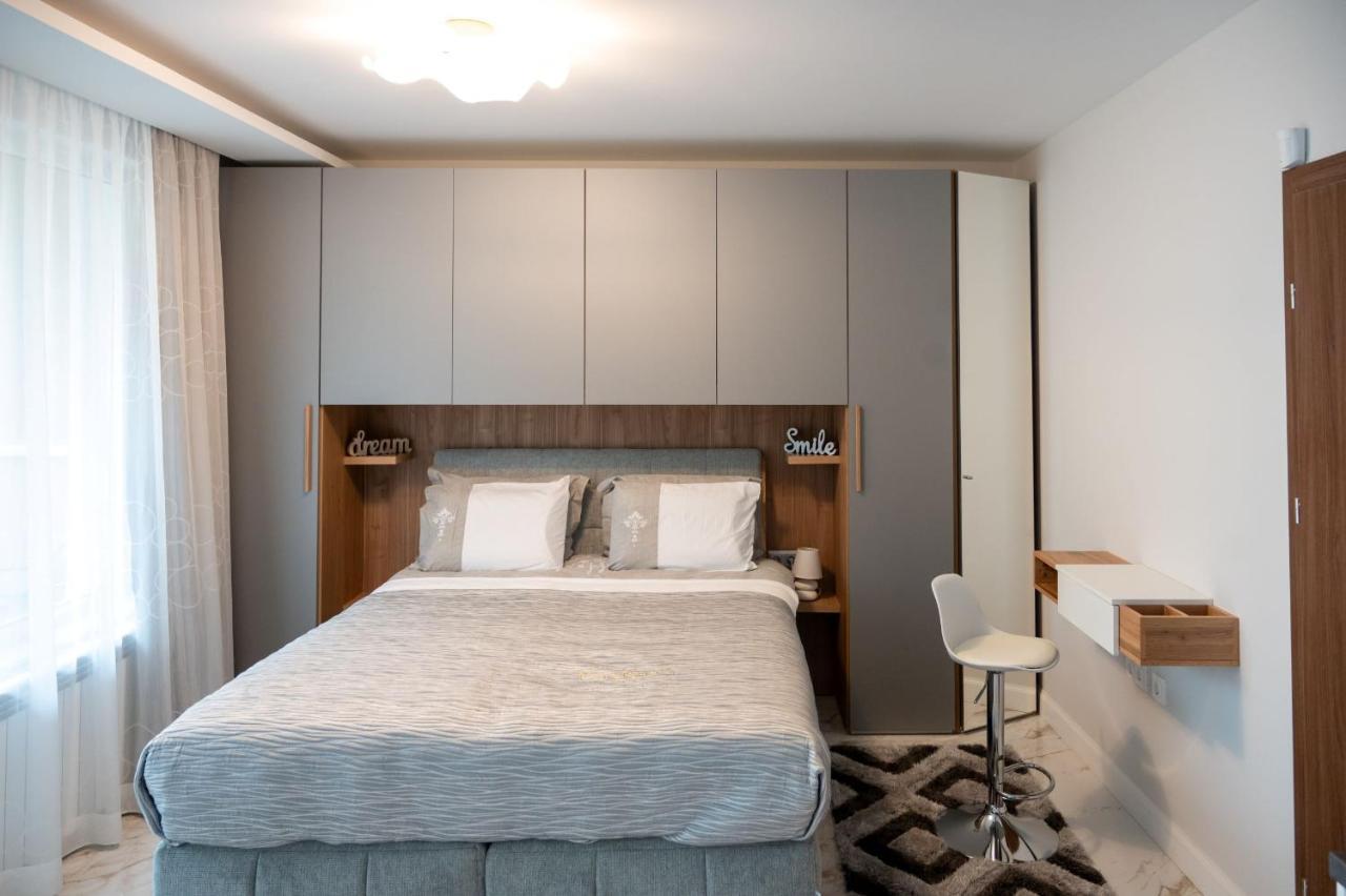 דירות סופיה Modern Central Studio מראה חיצוני תמונה